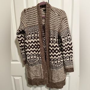 American Eagle Aztec Print Sweater Size Small